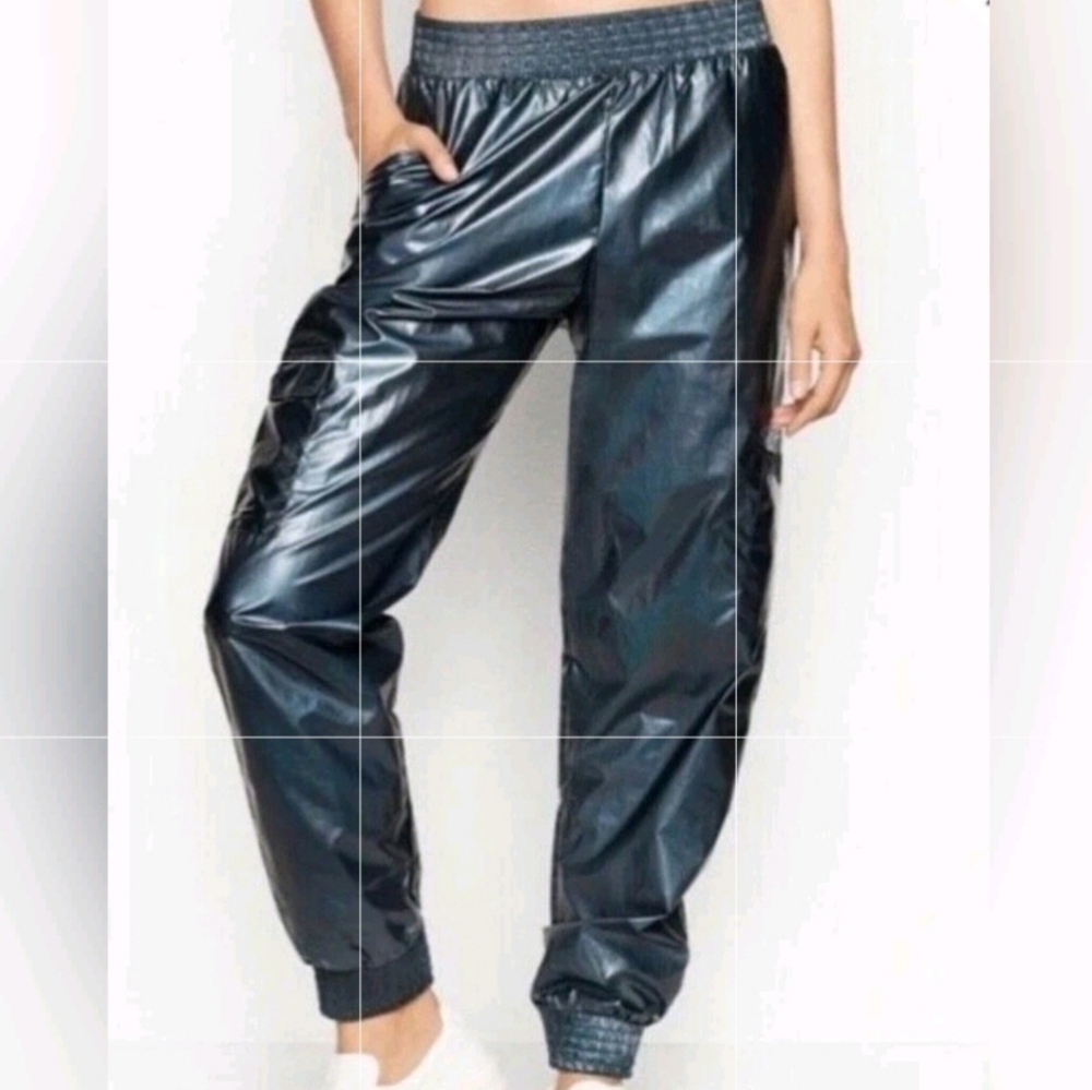 Victoria's Secret Sport Black Metallic Lightweight Jogger Pant Y2k Size Small